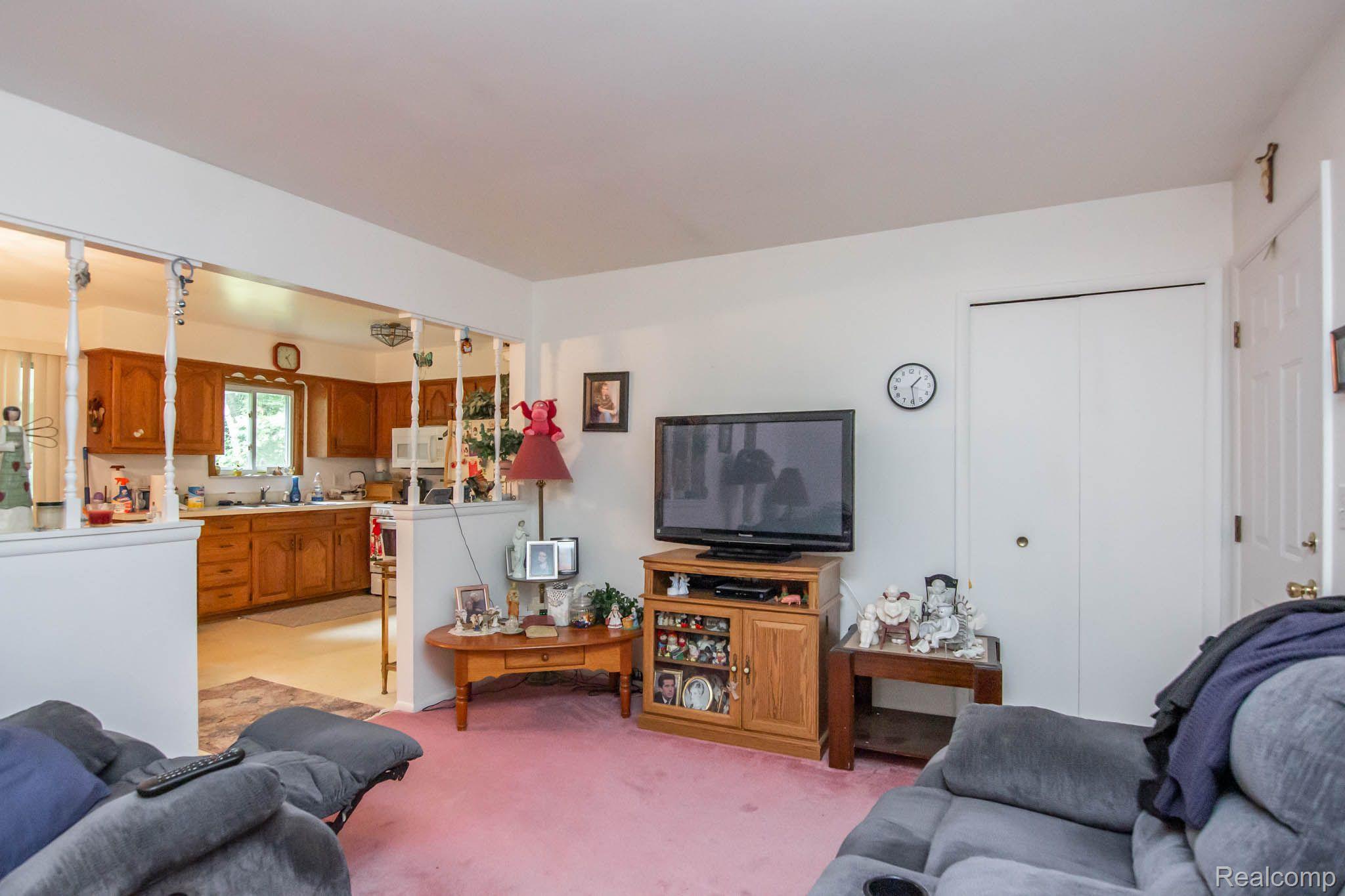 7534 Golf Club Road Howell, MI 48843 - Photo 11 of 25 Gallery Image 11