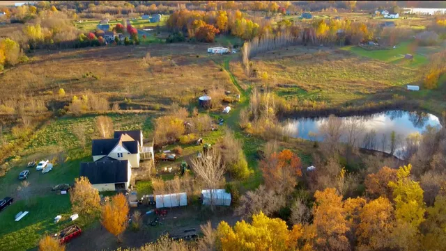 $525,000 | 35420 Oasis Road, Lindstrom, MN 55045