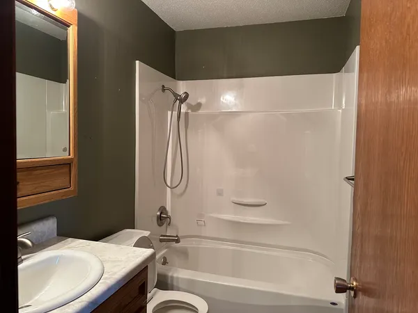 $320,000 | 12855 Lawrence Road, Sterling, IL 61081