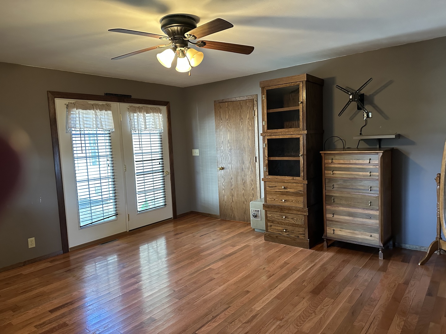 12855 Lawrence Road Sterling, IL 61081 - Photo 15 of 40 wooden floor in an empty room with a window