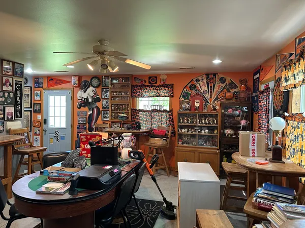 $320,000 | 12855 Lawrence Road, Sterling, IL 61081