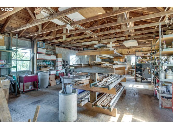 28900 Northeast 10th Avenue Ridgefield, WA 98642 - Photo 22 of 32