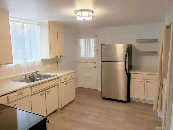 $1,395 | 1866 South Garfield Street, Denver, CO 80210