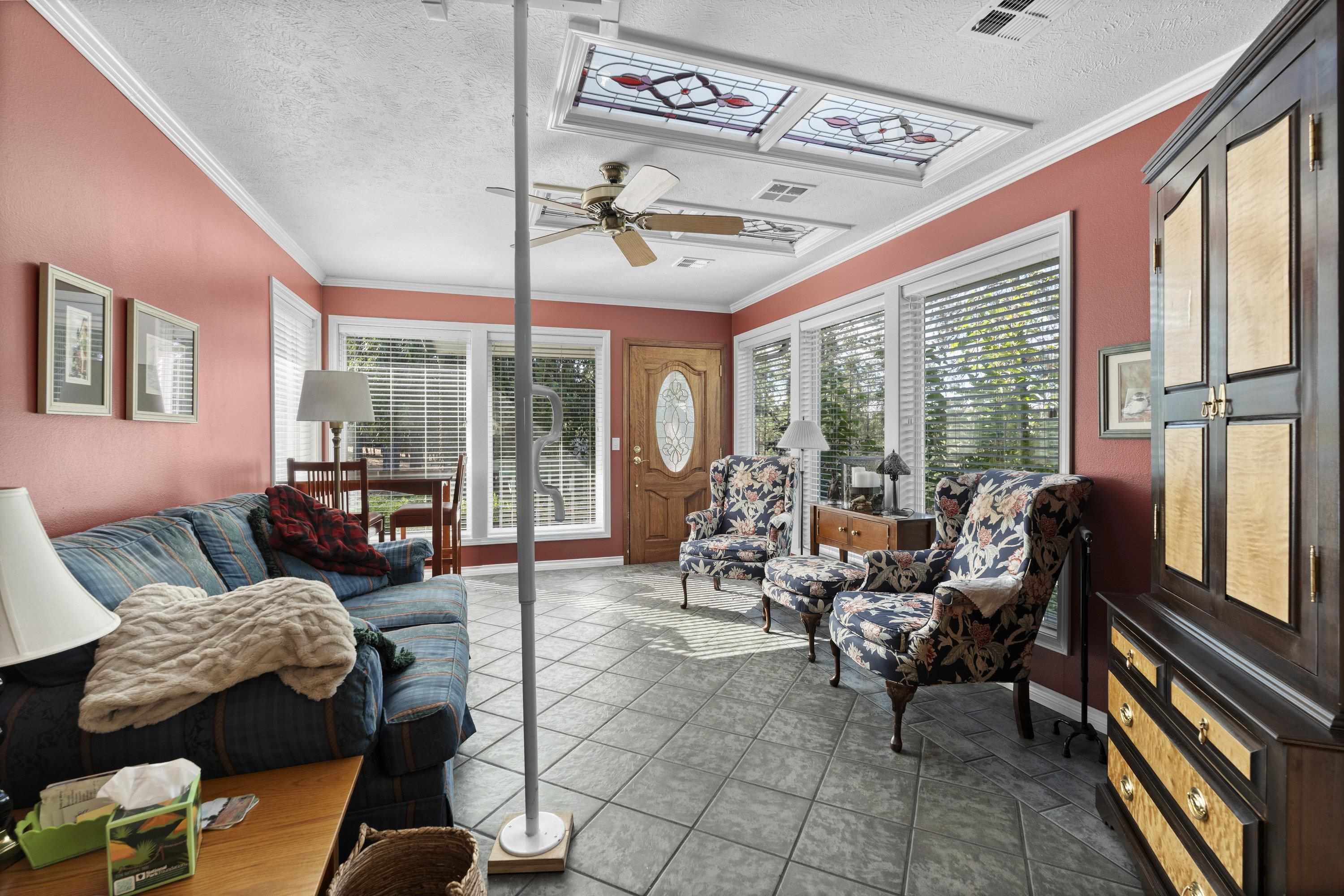 23909 North Cowgill Road Chattaroy, WA 99003 - Photo 4 of 46 Gallery Image 4