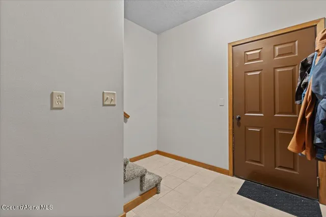 $665,000 | 106 Stewart Drive, Blanchard, ID 83804