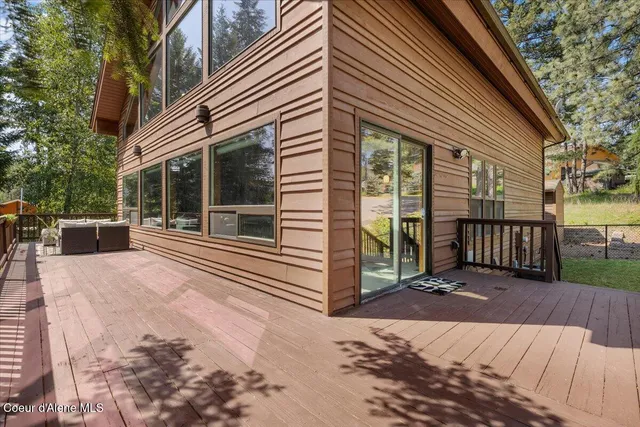 $665,000 | 106 Stewart Drive, Blanchard, ID 83804