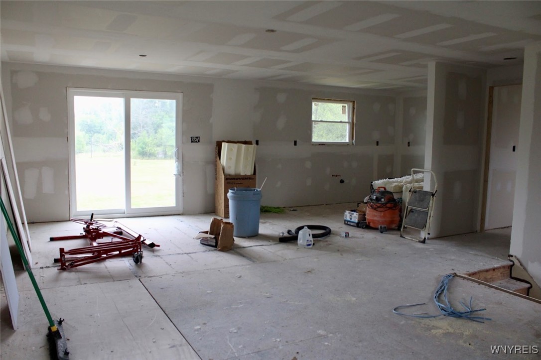 11333 Slade Road Ridgeway, NY 14103 - Photo 9 of 45