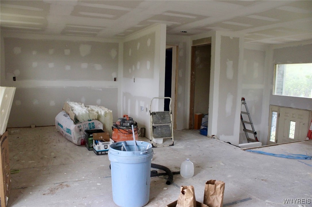 11333 Slade Road Ridgeway, NY 14103 - Photo 10 of 45