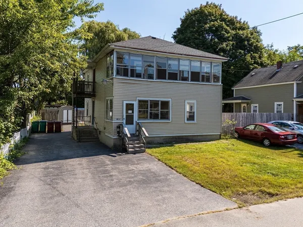 $2,200 | 51 Rosemont Street, Unit 2, Lowell, MA 01854