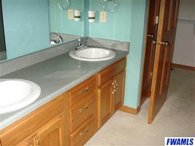 10623 Cherry Creek Road Fort Wayne, IN 46818 - Photo 8 of 13 Gallery Image 8