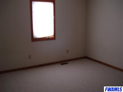 10623 Cherry Creek Road Fort Wayne, IN 46818 - Photo 10 of 13 Gallery Image 10