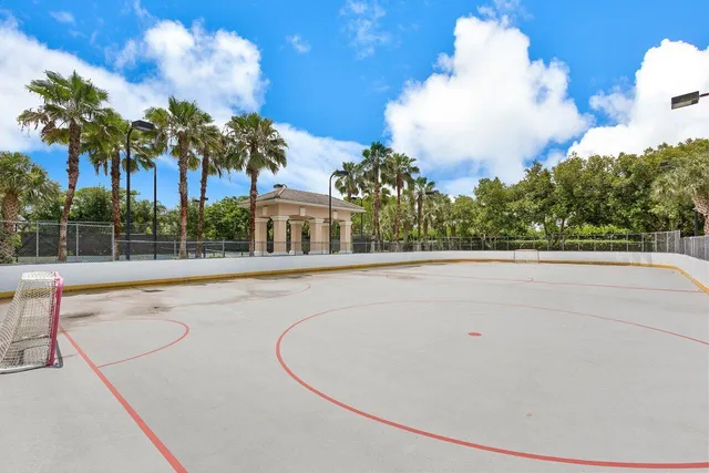 $749,900 | 144 Kensington Way, Royal Palm Beach, FL 33414