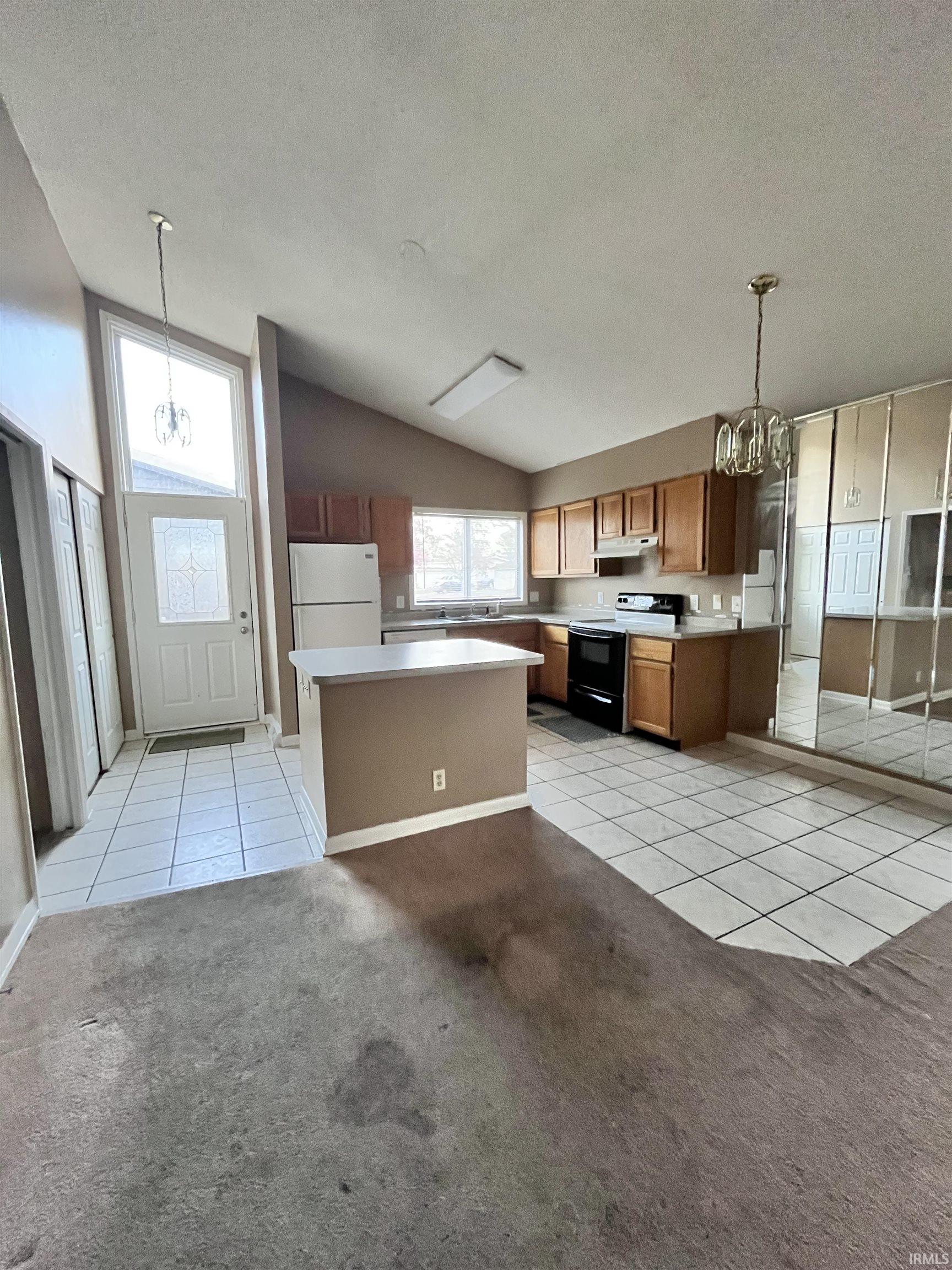 2943 Travis Street Peru, IN 46970 - Photo 6 of 14