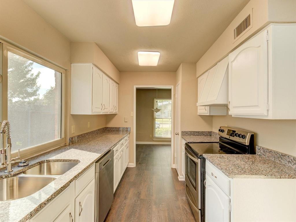 2913 Cotton Gum Road Garland, TX 75044 - Photo 4 of 24