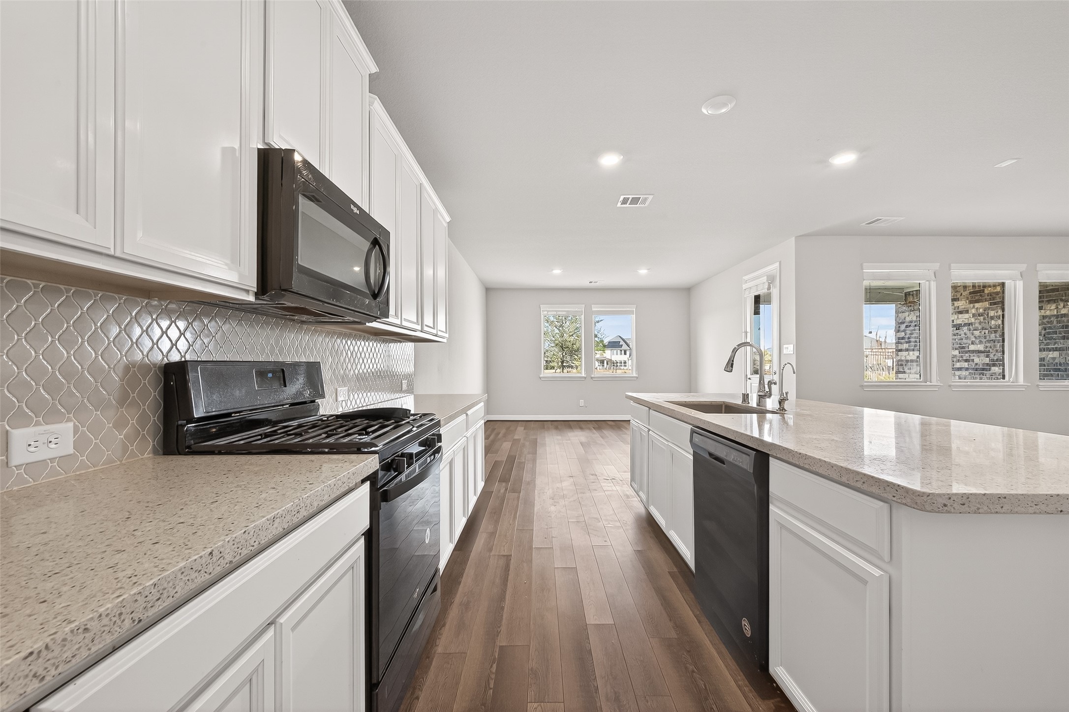 444 Round Lake Drive Rosenberg, TX 77469 - Photo 19 of 50