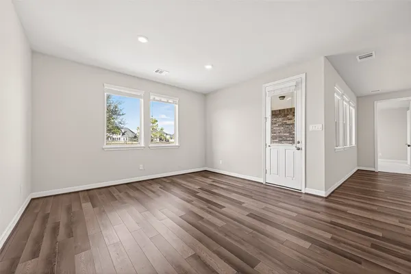 $465,000 | 444 Round Lake Drive, Rosenberg, TX 77469