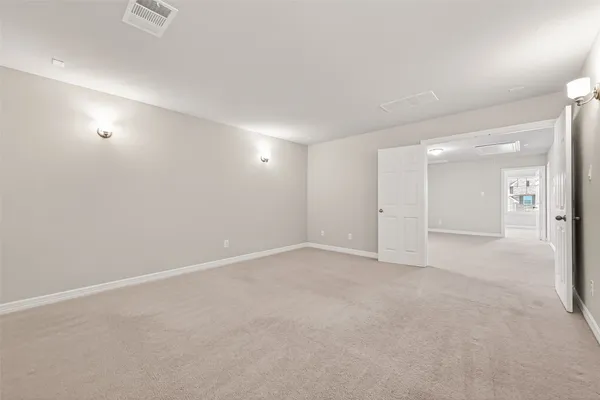 $465,000 | 444 Round Lake Drive, Rosenberg, TX 77469