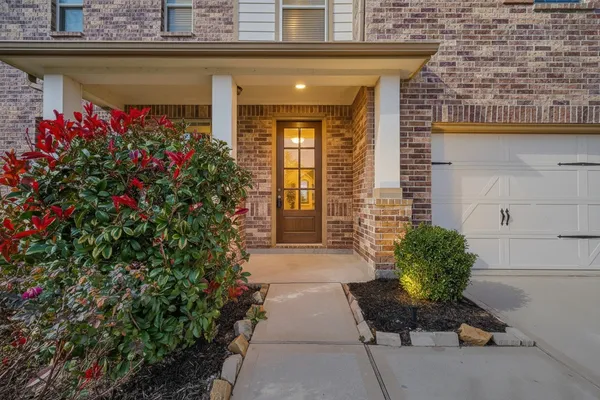 $465,000 | 444 Round Lake Drive, Rosenberg, TX 77469