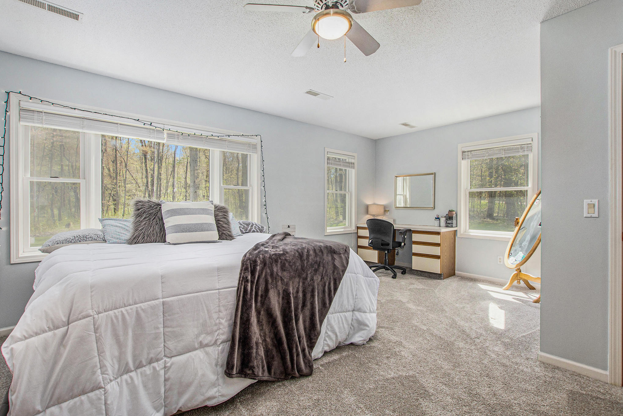 1715 West River Road Muskegon, MI 49445 - Photo 25 of 49 IMG_5471
