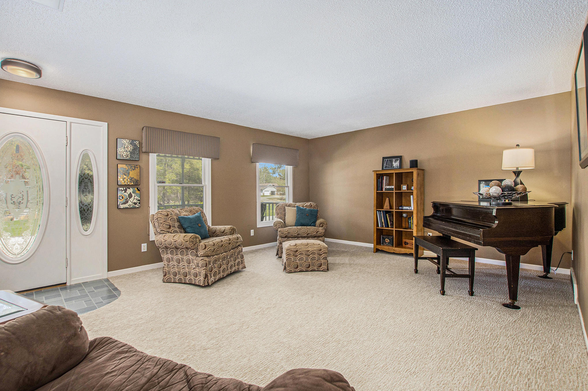 1715 West River Road Muskegon, MI 49445 - Photo 10 of 49 IMG_5426