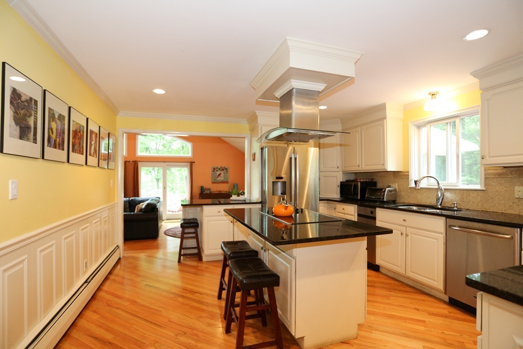 188 Ford Road Sudbury, MA 01776 - Photo 8 of 29 Gallery Image 8