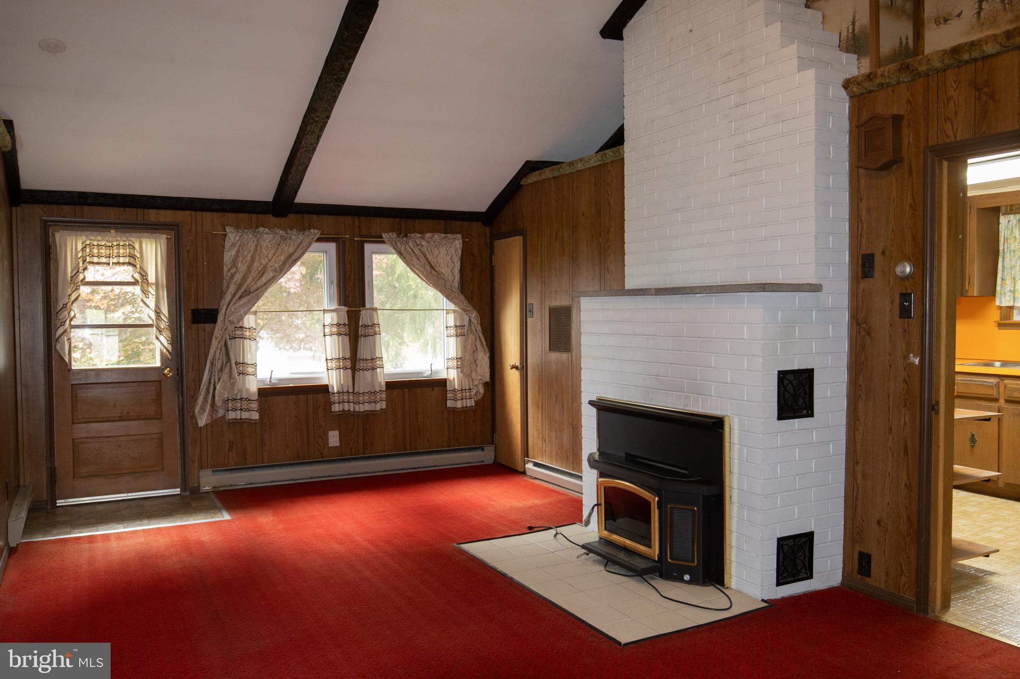 30 Hilltop Road Barnesville, PA 18214 - Photo 4 of 57 Gallery Image 4