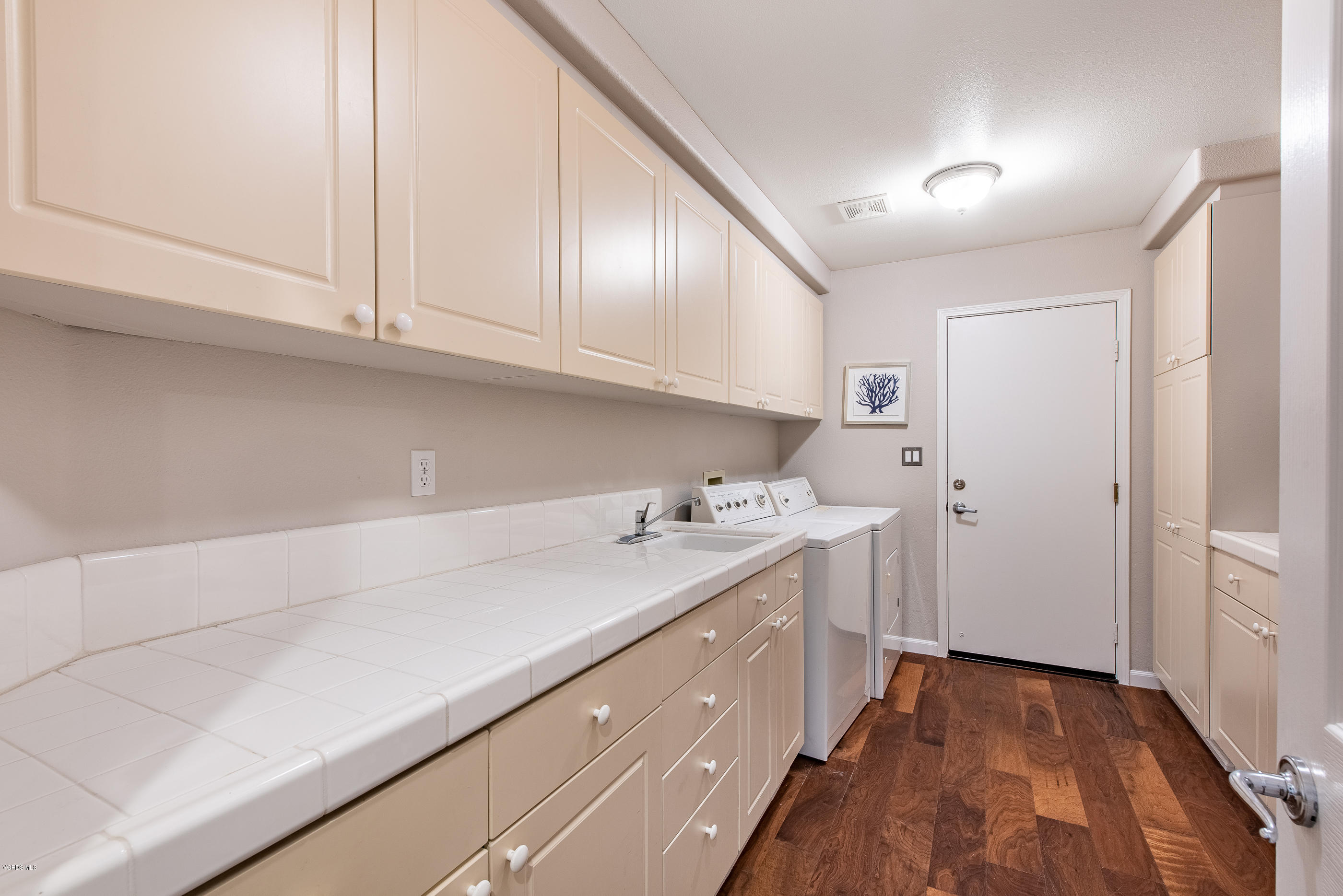 50 Highland Road Simi Valley, CA 93065 - Photo 23 of 50 C7892E92-13D9-4F7E-B966-5D72EFF1030F