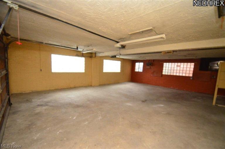 1401 Eddy Road Cleveland, OH 44108 - Photo 6 of 7