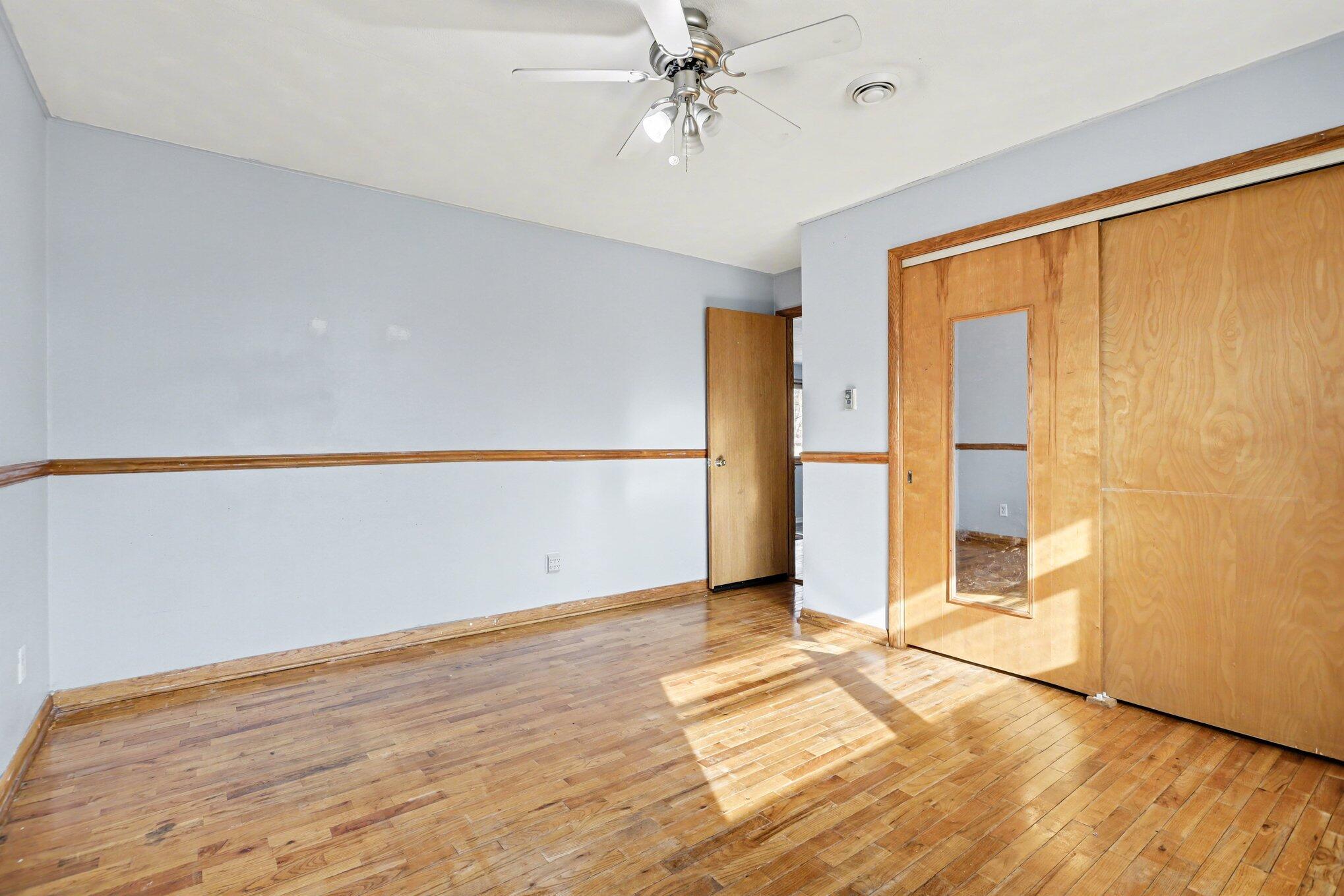 322 North 28th Street Springfield, MI 49037 - Photo 13 of 26 014_file_9159