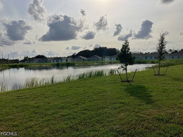 $2,200 | 13944 Buckingham Oak Drive, Fort Myers, FL 33905