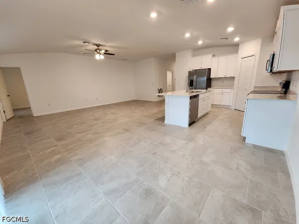 $2,200 | 13944 Buckingham Oak Drive, Fort Myers, FL 33905