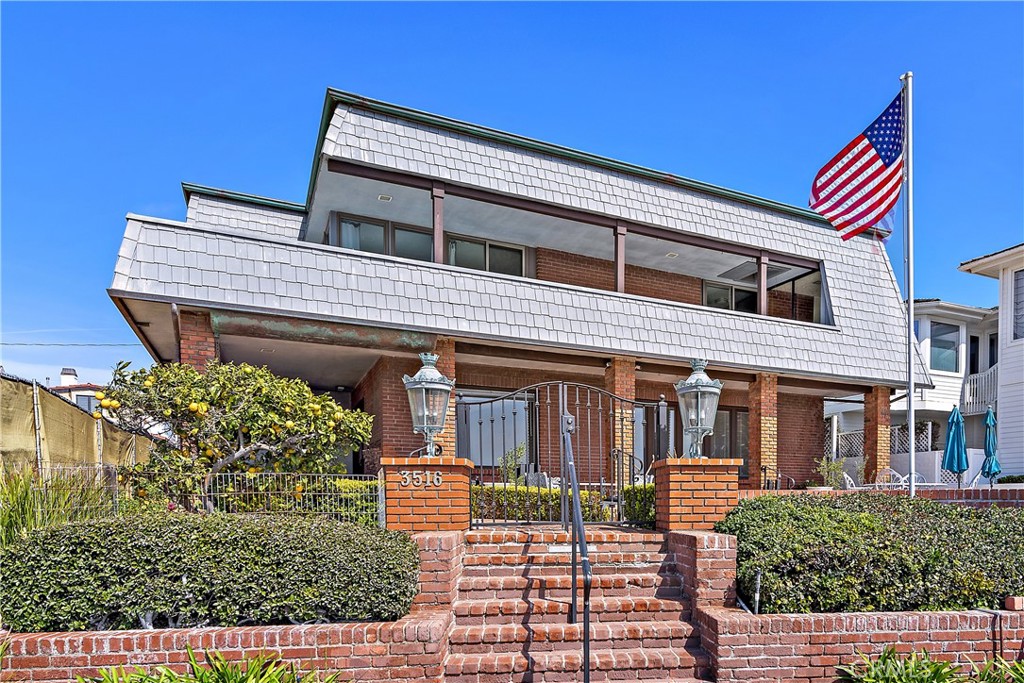 3516 Ocean Boulevard Corona del Mar, CA 92625 - Photo 2 of 42