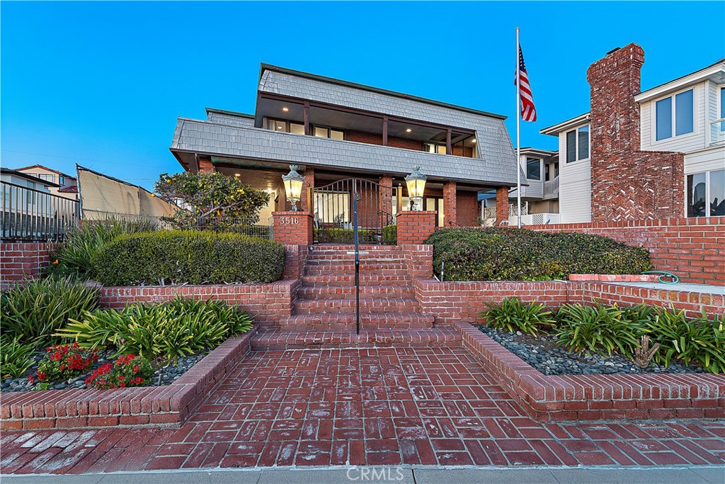 3516 Ocean Boulevard Corona del Mar, CA 92625 - Photo 35 of 42 Front View at Sunset