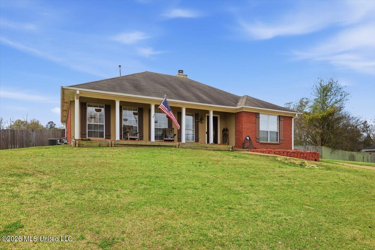 2005 Stonehendge Drive Brandon, MS 39042 - Photo 2 of 29 02-2005 Stonehendge Dr _ Home Tours MS