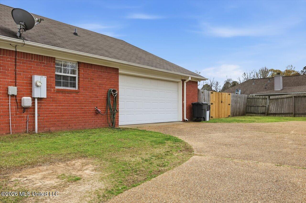 2005 Stonehendge Drive Brandon, MS 39042 - Photo 4 of 29 04-2005 Stonehendge Dr _ Home Tours MS