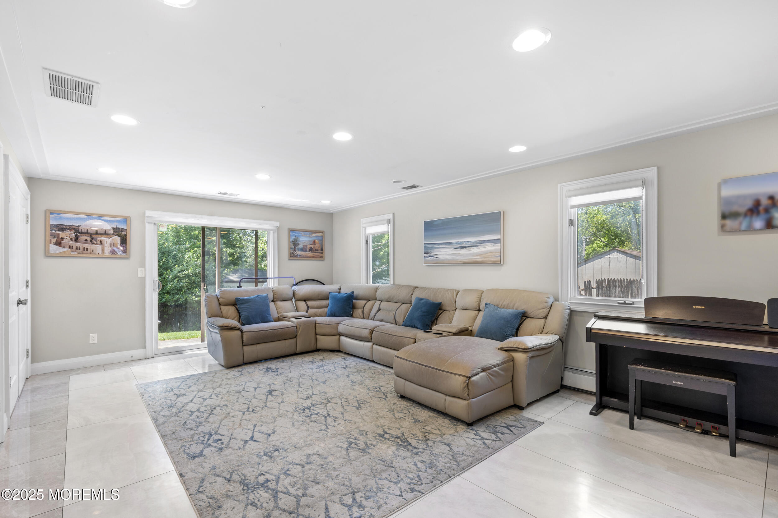 136 Sunset Road Lakewood, NJ 08701 - Photo 11 of 57 11_hl7a1656