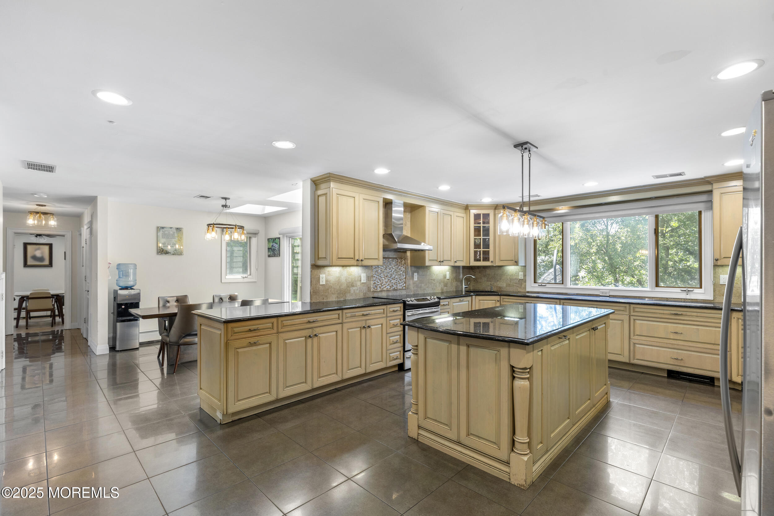 136 Sunset Road Lakewood, NJ 08701 - Photo 13 of 57 13_hl7a1665