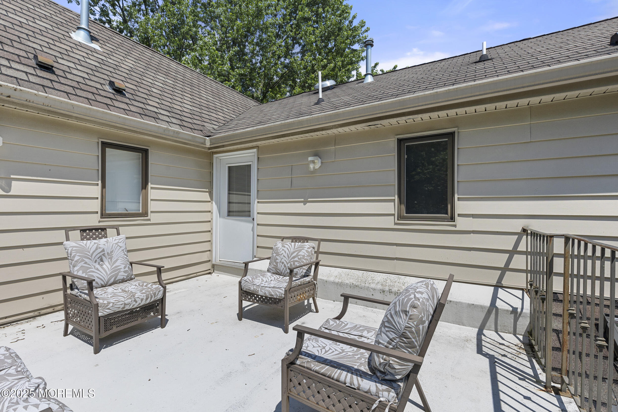 136 Sunset Road Lakewood, NJ 08701 - Photo 41 of 57 43_hl7a1753