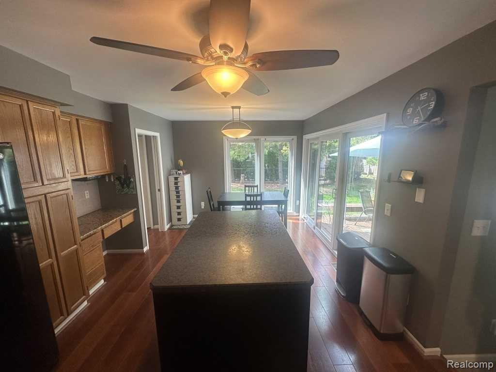 44574 Danbury Road Canton, MI 48188 - Photo 13 of 50 Gallery Image 13