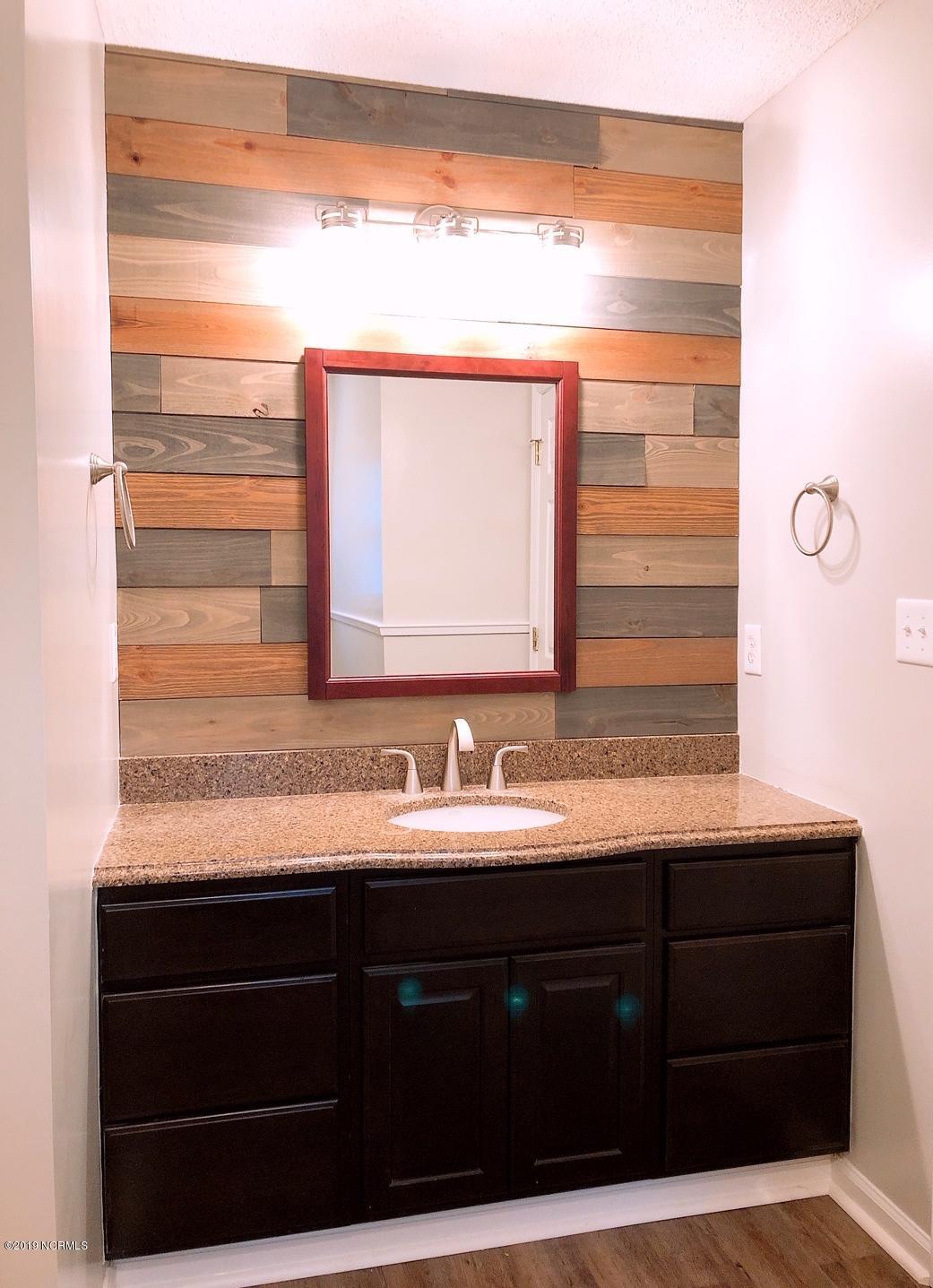 181 Parkertown Road Hubert, NC 28539 - Photo 32 of 68 2nd Floor Master Vanity