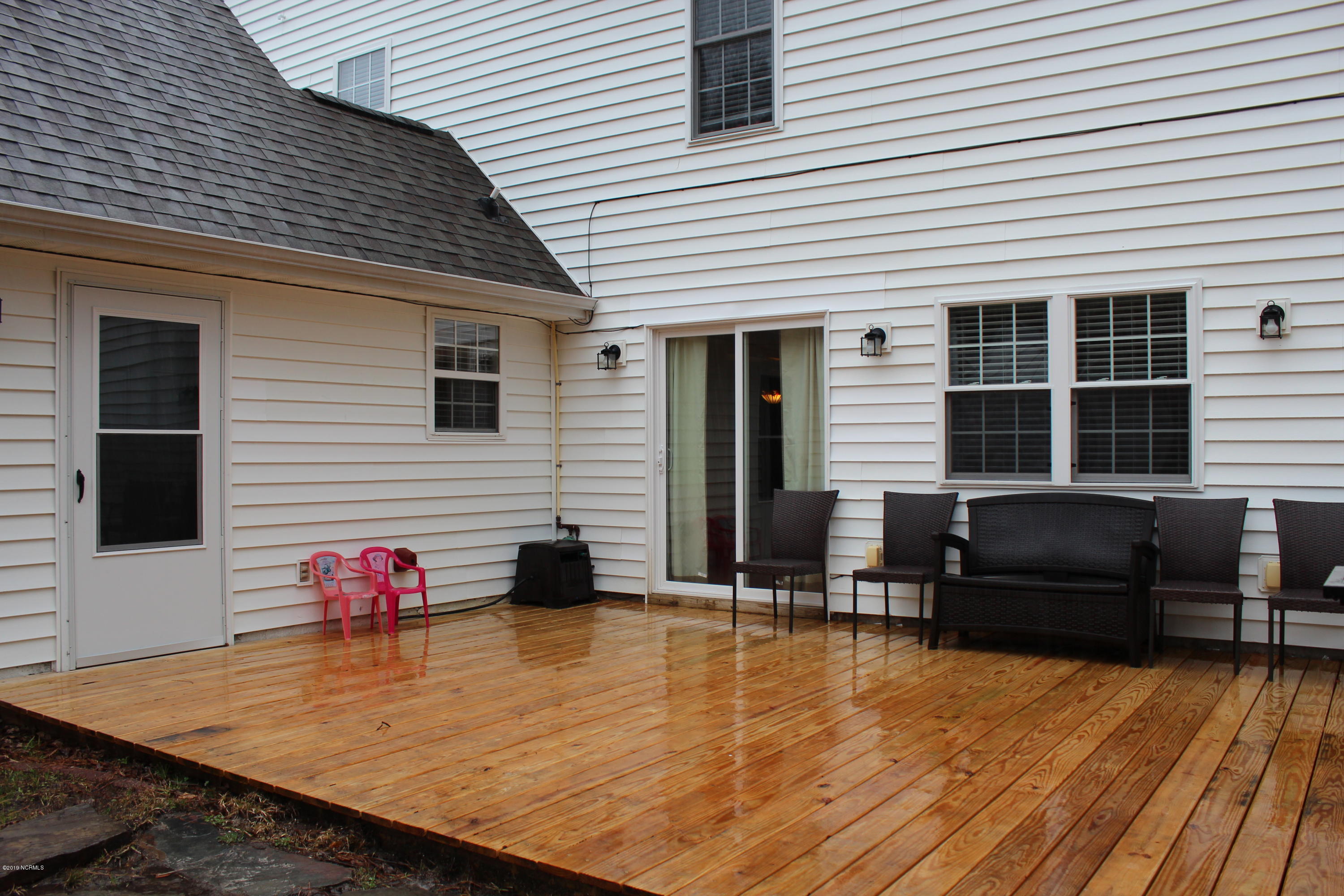 181 Parkertown Road Hubert, NC 28539 - Photo 45 of 68 Deck 2
