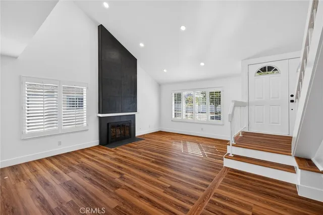 $799,999 | 1527 Greenpoint Drive, Corona, CA 92878