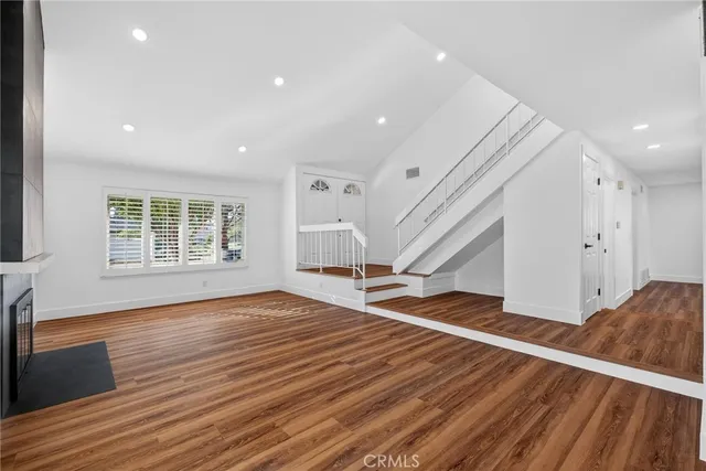 $799,999 | 1527 Greenpoint Drive, Corona, CA 92878