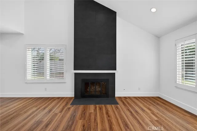 $799,999 | 1527 Greenpoint Drive, Corona, CA 92878