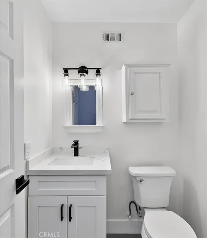 $799,999 | 1527 Greenpoint Drive, Corona, CA 92878