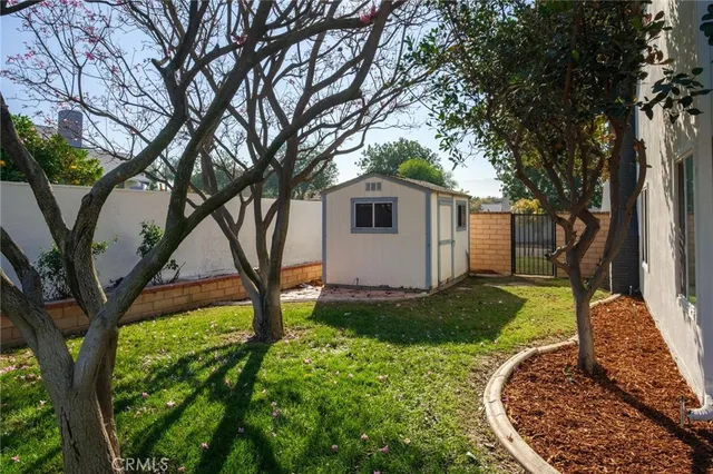 $799,999 | 1527 Greenpoint Drive, Corona, CA 92878