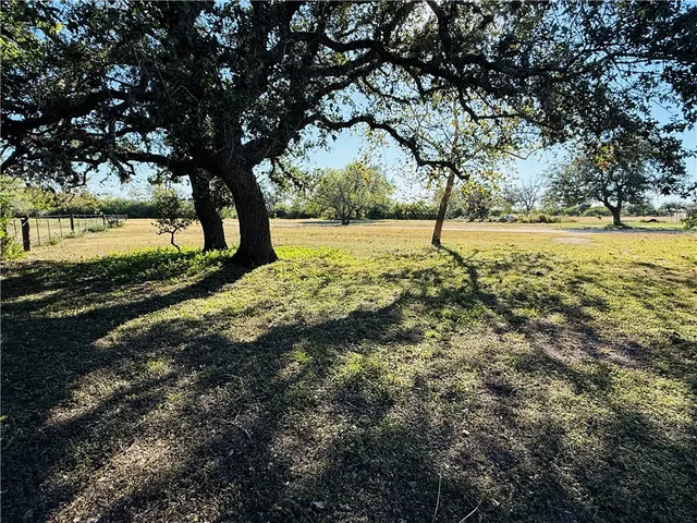 $219,900 | 2871 Carr Road, Beeville, TX 78102