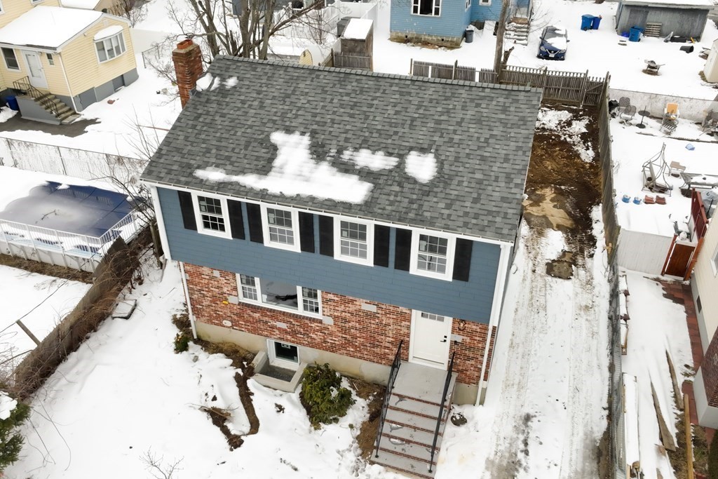 12 Grace Road Quincy, MA 02169 - Photo 4 of 36 Gallery Image 4