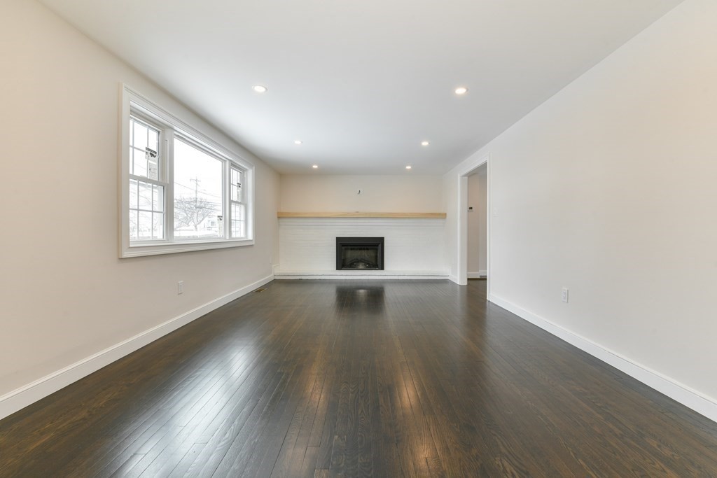 12 Grace Road Quincy, MA 02169 - Photo 6 of 36 Gallery Image 6