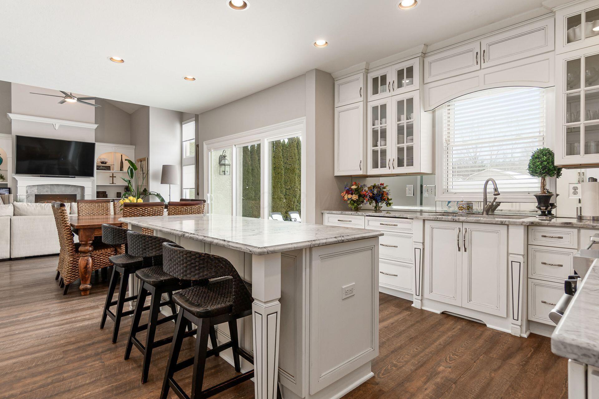 6861 Heverlo Road Sunbury, OH 43074 - Photo 17 of 104 Kitchen